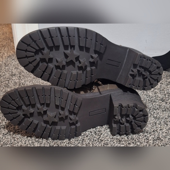 8.5 Denver Hayes Women's Brown Heeled Boots - Picture 2 of 4